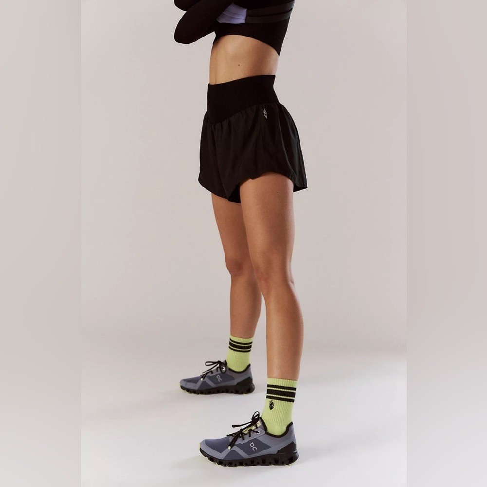NWT Free People Carpe Diem Shorts in Black XS - Picture 4 of 12